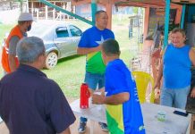 Eyder Brasil visita comunidade “Terra Prometida” com representantes do DER para recuperar estradas vicinais