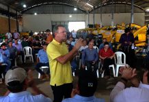 Em Ji-Paraná, Luizinho Goebel participa da entrega de equipamentos agrícolas e tratores que vão beneficiar municípios