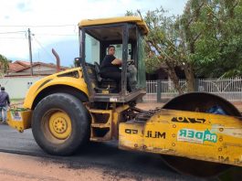 Nas máquinas pesadas ou em serviços técnicos, mulheres fazem diferença no DER em Rondônia