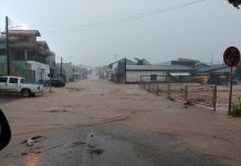 Temporal causa alagamentos e destruição em Colorado; fotos e vídeos