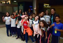 Em visita à sede da Sicoob Credisul, alunos da Escola Favoo aprendem sobre sistema monetário