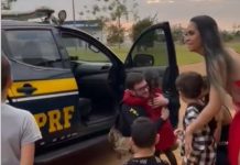 VÍDEO: em Vilhena, PRF faz surpresa para crianças autistas que tinham sonho de conhece-los e passearem na viatura