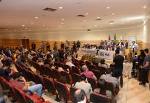 Em ato público na OAB/RO, candidatos ao governo assinam Pacto em Defesa da Democracia e Combate a Desinformação