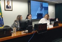 Jaqueline Cassol apresenta relatório do grupo de trabalho sobre Saúde Mental