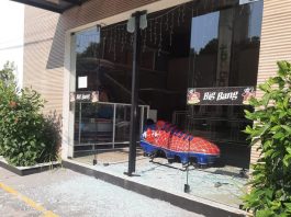 Empresas com nomes em lista que supostamente apoiaram a esquerda são alvos de disparos de arma de fogo em RO