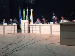 CACOAL: “Lavagem de roupa suja” e acusações marcam mais uma sessão sem eleição do novo presidente da Câmara