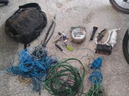 Dupla é presa em flagrante furtando fios de comércio em Ariquemes