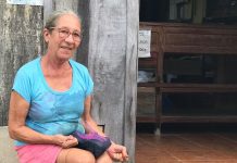 Sapateira mantém viva a profissão em Vilhena