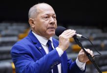 Coronel Chrisóstomo repudia banheiros unissex na Câmara dos Deputados