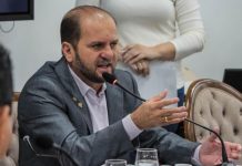 Cirone Deiró propõe instalação de detectores de metais e câmeras de monitoramento para garantir segurança em escolas estaduais
