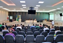 Vereadores citam “transparência” como justificativa e alteram horário de sessões para o período matutino em Cacoal