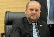 Cirone Deiró busca solução para regularização de voos da Azul em RO