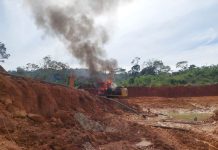 VÍDEO: PF destrói maquinários de garimpeiros em área de preservação em RO