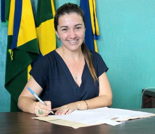 OBRAS: prefeita agiliza diálogo com bancada federal para liberação de benefícios que prometem mudar cara de Chupinguaia