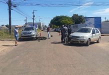 Acidente entre carro e moto deixa duas mulheres feridas em Vilhena