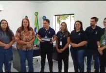 VÍDEO: Prefeita comenta sobre regularização de lotes em Pimenteiras