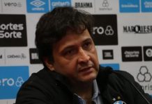 Presidente do Grêmio critica ausência de Renato em entrevista: “Ninguém concordou”