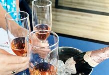 Advogada celebra libertação de cliente de casamento abusivo com brinde de champanhe em Ariquemes