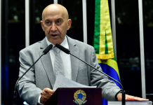 Confúcio Moura defende educação de qualidade e pede que Brasil combata suas desigualdades