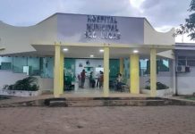 Motociclista sofre múltiplas fraturas ao colidir de frente com carreta próximo a Corumbiara