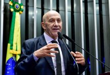 Confúcio Moura propõe projeto de lei para apoiar alunos superdotados