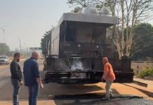 Deputado Ezequiel Neiva acompanha início dos trabalhos de aplicação de microrevestimento asfáltico na rodovia de Cabixi