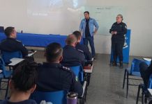 Policiais militares participam de palestra sobre organização financeira e bem-estar em Vilhena