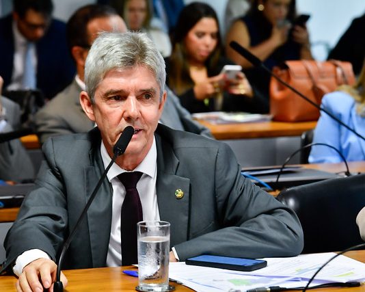 Senador Jaime Bagattoli solicita inclusão de distritos de RO no programa “Internet Mais Brasil”