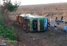 Dois mortos e dez feridos em colisão entre ônibus e carro em Pimenta Bueno
