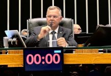 Deputado Lúcio Mosquini propõe projeto de lei para incluir alfabetização midiática na educação infantil