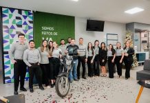 Cooperado da Sicoob Credisul ganha moto 0km na promoção Capital Premiado em Vilhena