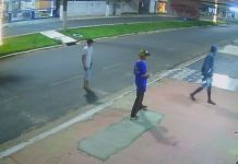 Loja é alvo de roubo em Vilhena; suspeitos foram flagrados por câmeras de segurança