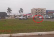 VÍDEOS: mulher fica ferida e é levada ao hospital após acidente em Vilhena